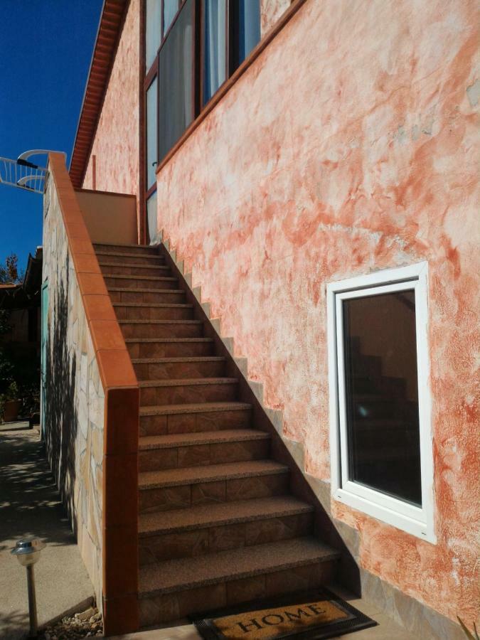 Apartament Casa Di Rosa Chia Zewnętrze zdjęcie