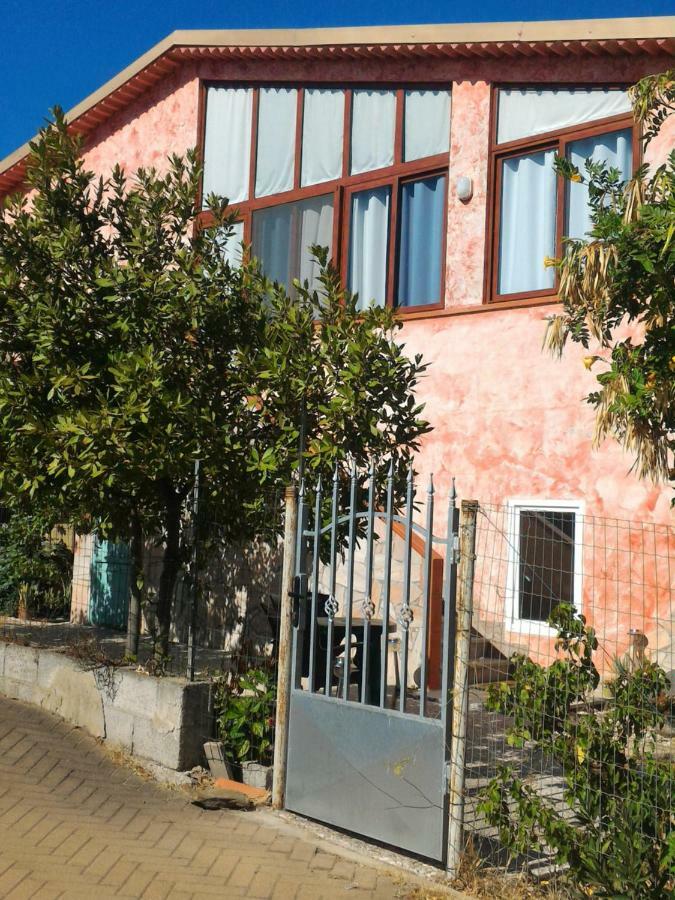 Apartament Casa Di Rosa Chia Zewnętrze zdjęcie