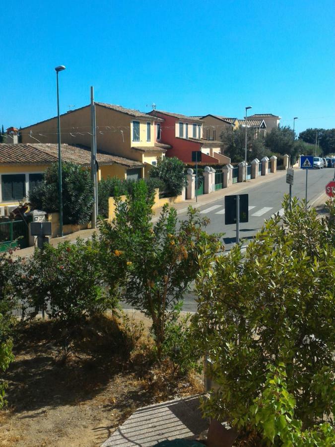 Apartament Casa Di Rosa Chia Zewnętrze zdjęcie