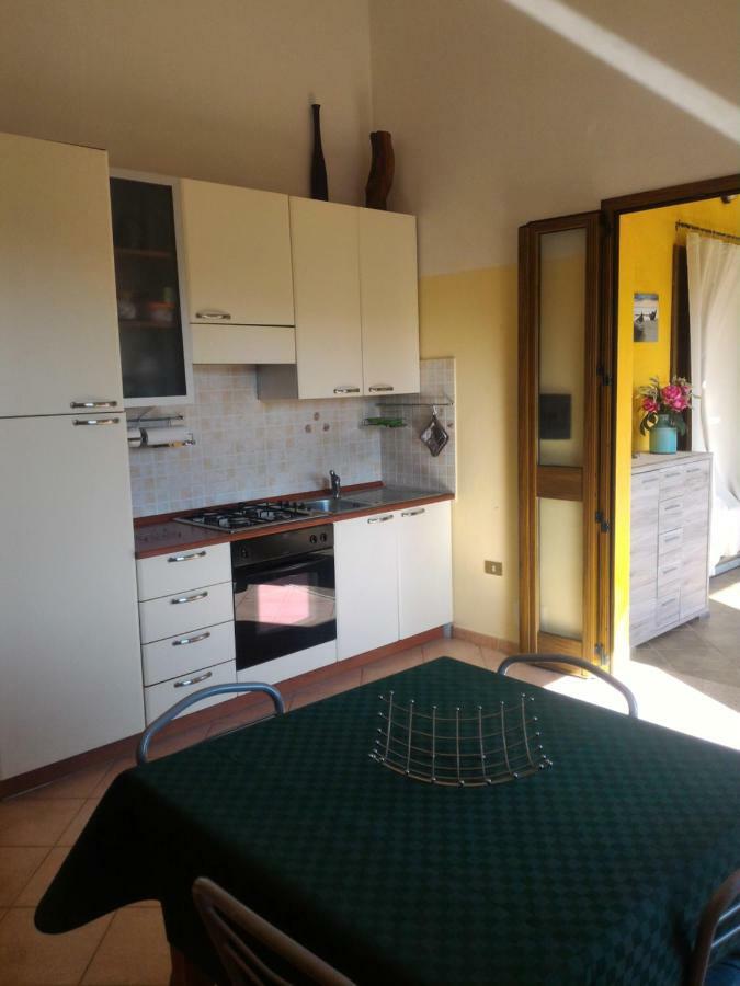 Apartament Casa Di Rosa Chia Zewnętrze zdjęcie
