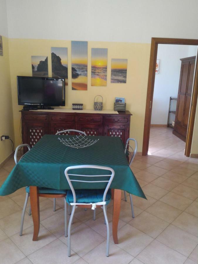 Apartament Casa Di Rosa Chia Zewnętrze zdjęcie