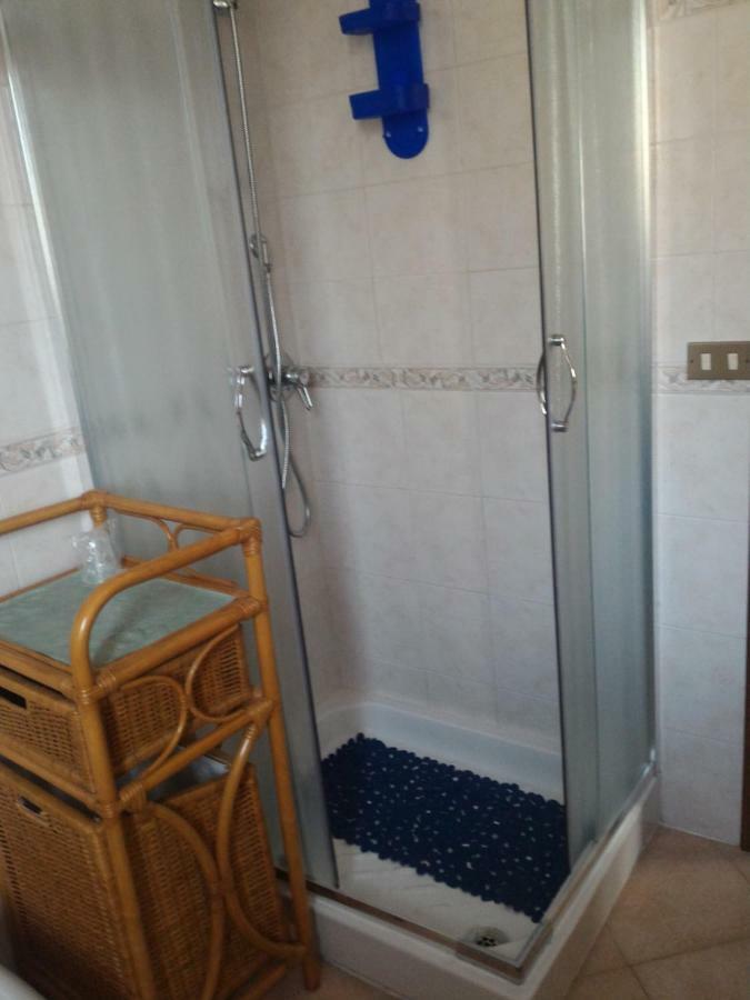 Apartament Casa Di Rosa Chia Zewnętrze zdjęcie